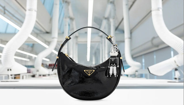 Prada Arqué手袋发售
